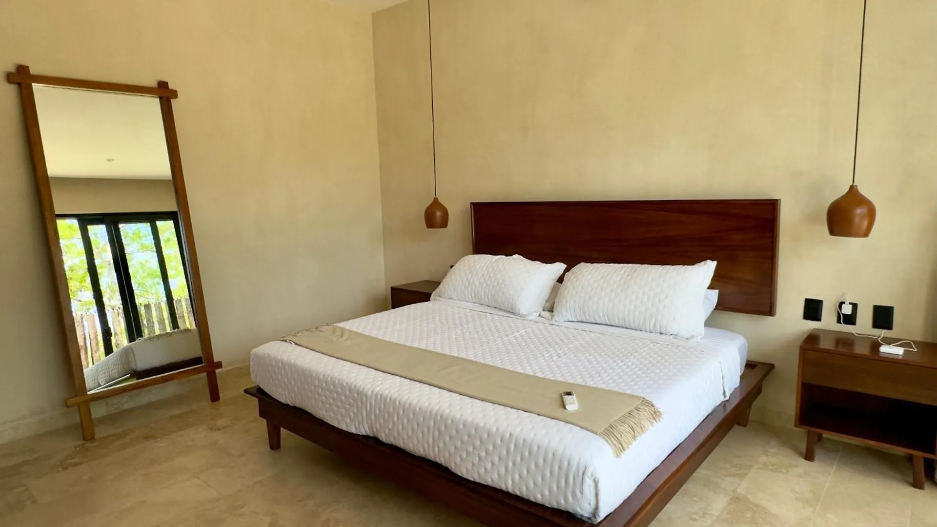 Casa Laak, Luxury Villa, 5 Bedroom 7 Bt, Heated Pool Tulum Villa