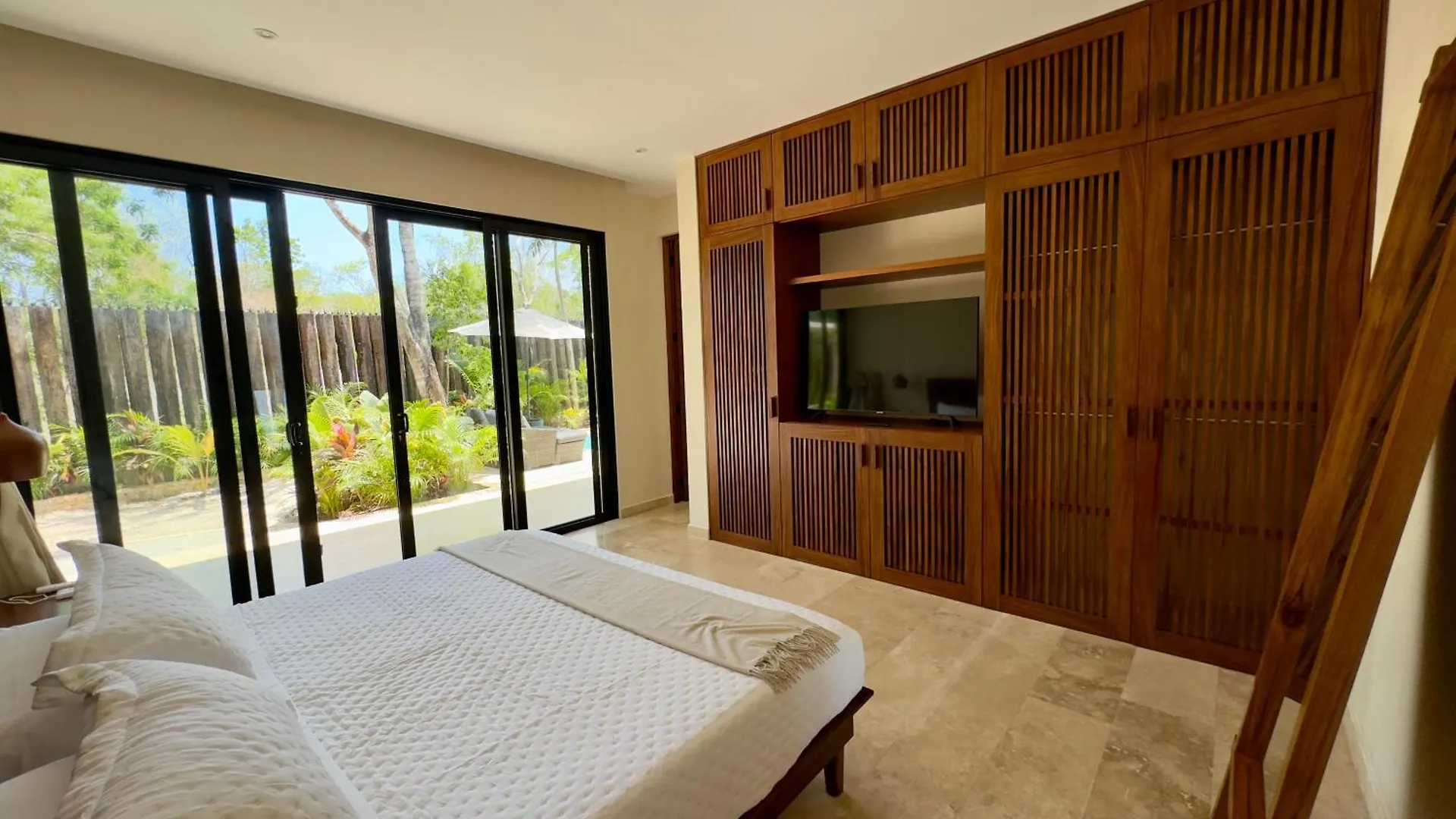 Casa Laak, Luxury Villa, 5 Bedroom 7 Bt, Heated Pool Tulum