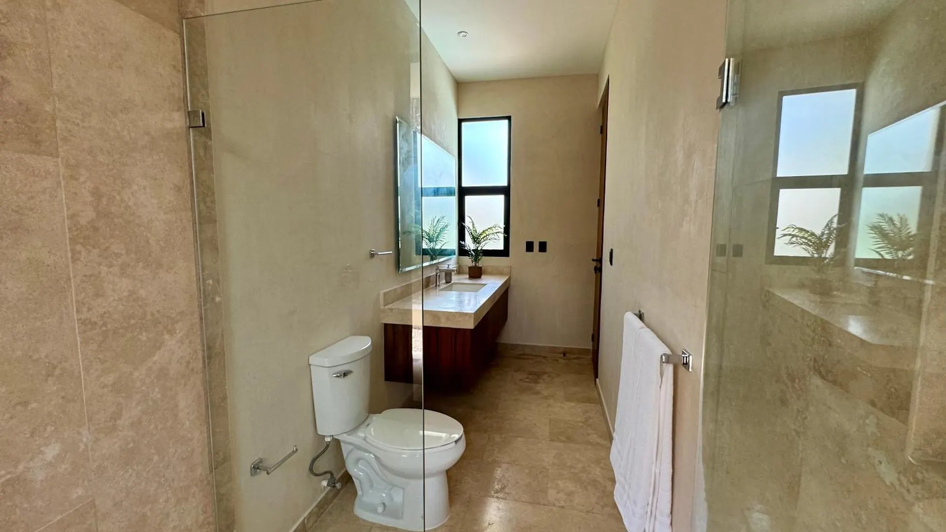 Casa Laak, Luxury Villa, 5 Bedroom 7 Bt, Heated Pool Tulum Willa